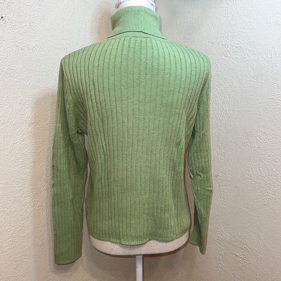 Croft & Borrow Green Turtle Neck Sweater - Picture 3 of 7